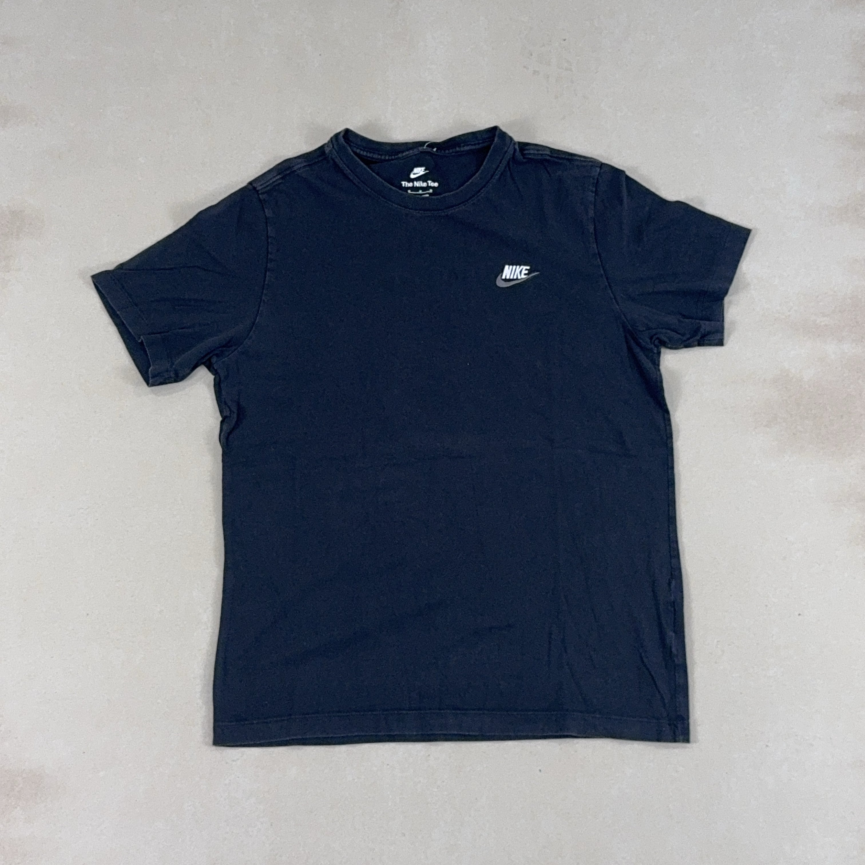THE NIKE TEE - SMALL