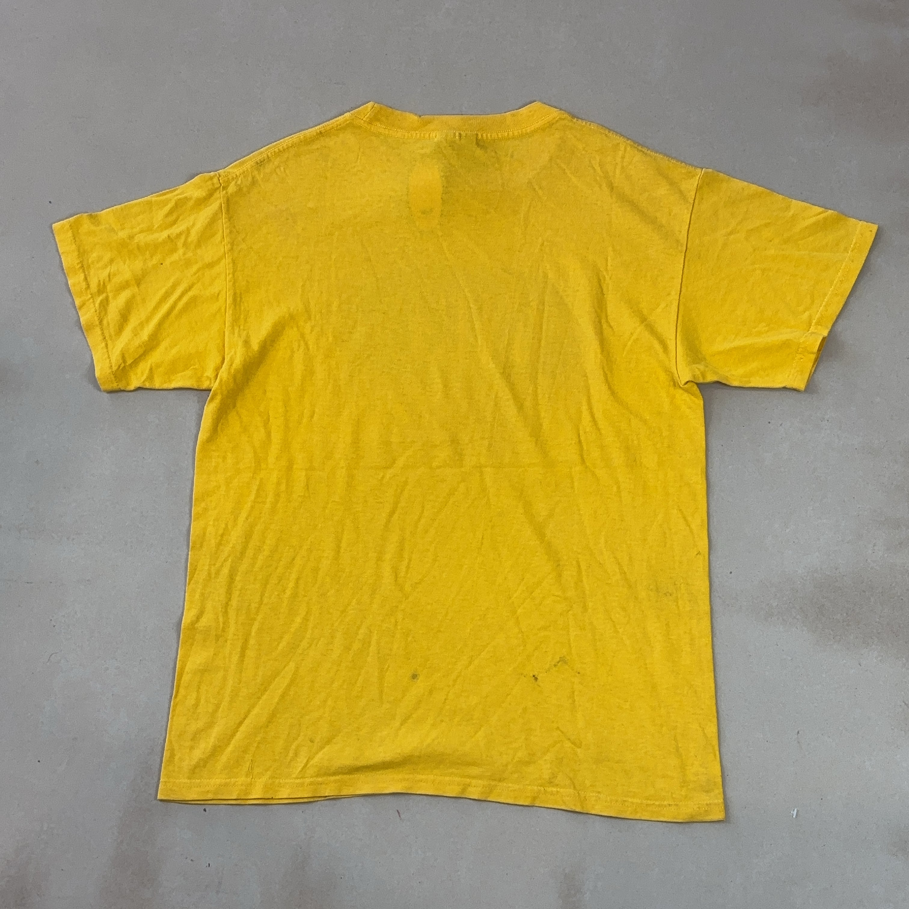 NIKE TEE - MEDIUM