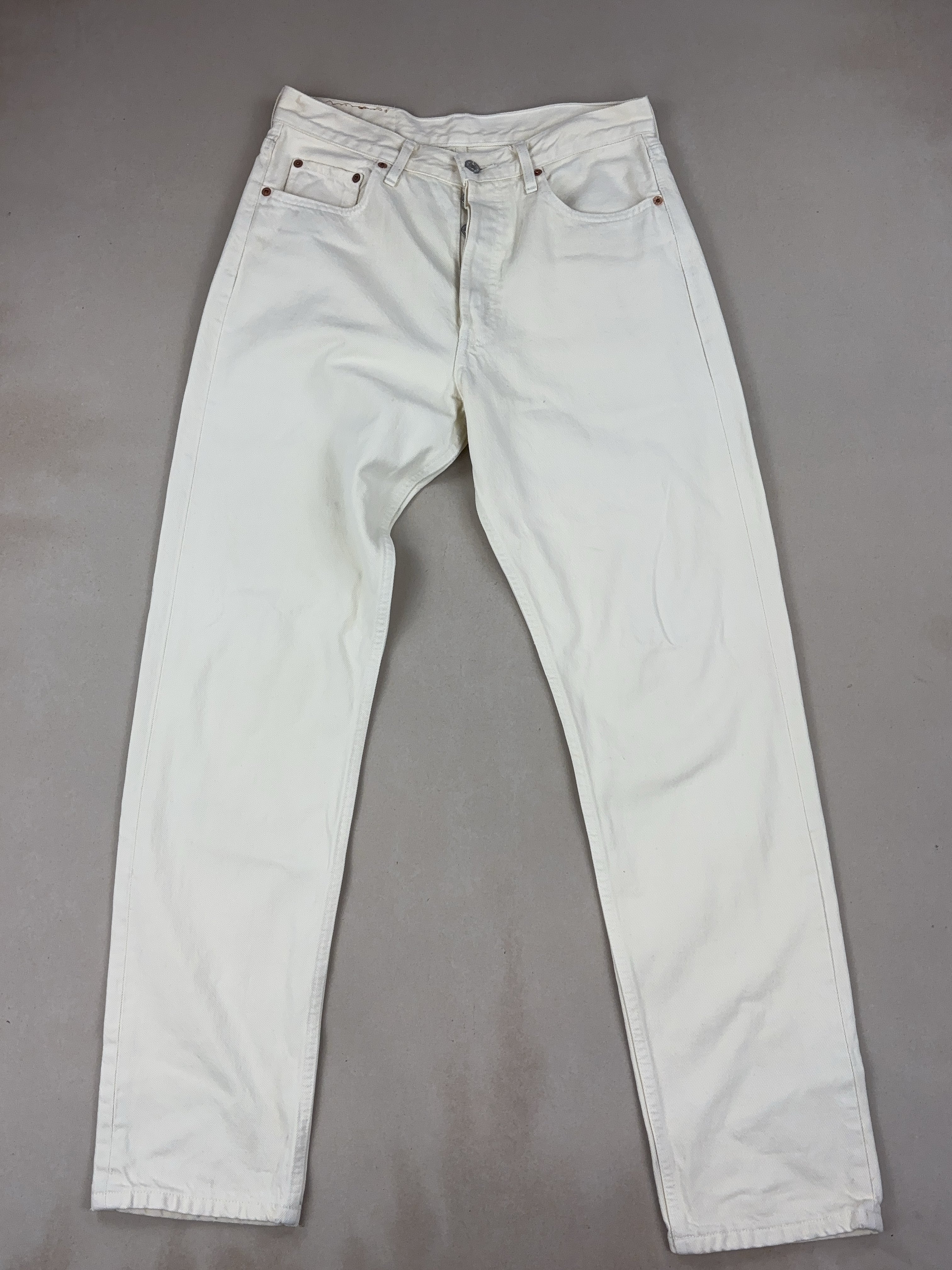 LEVI'S OFF-WHITE JEANS - LARGE