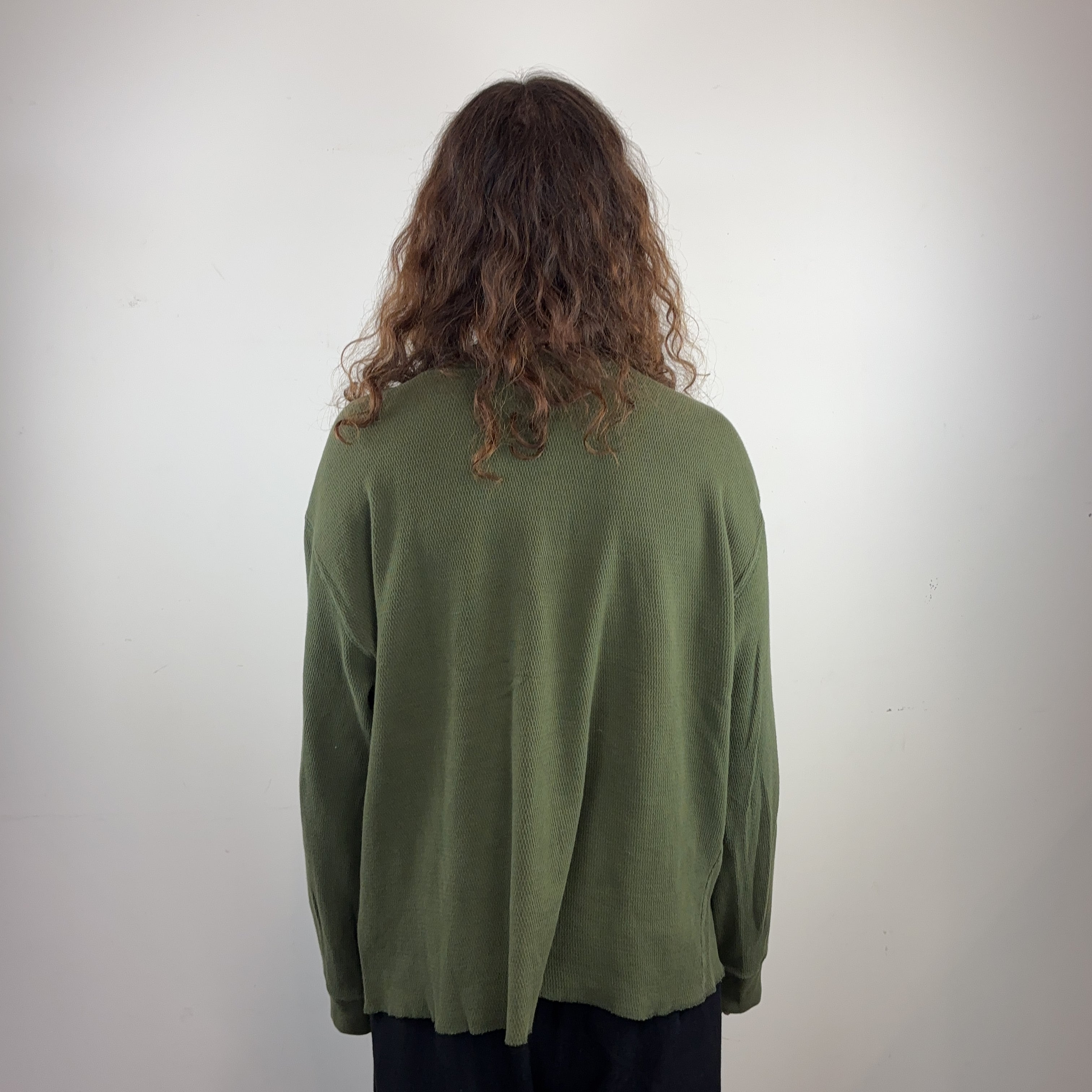 OLD NAVY LONG SLEEVE - LARGE