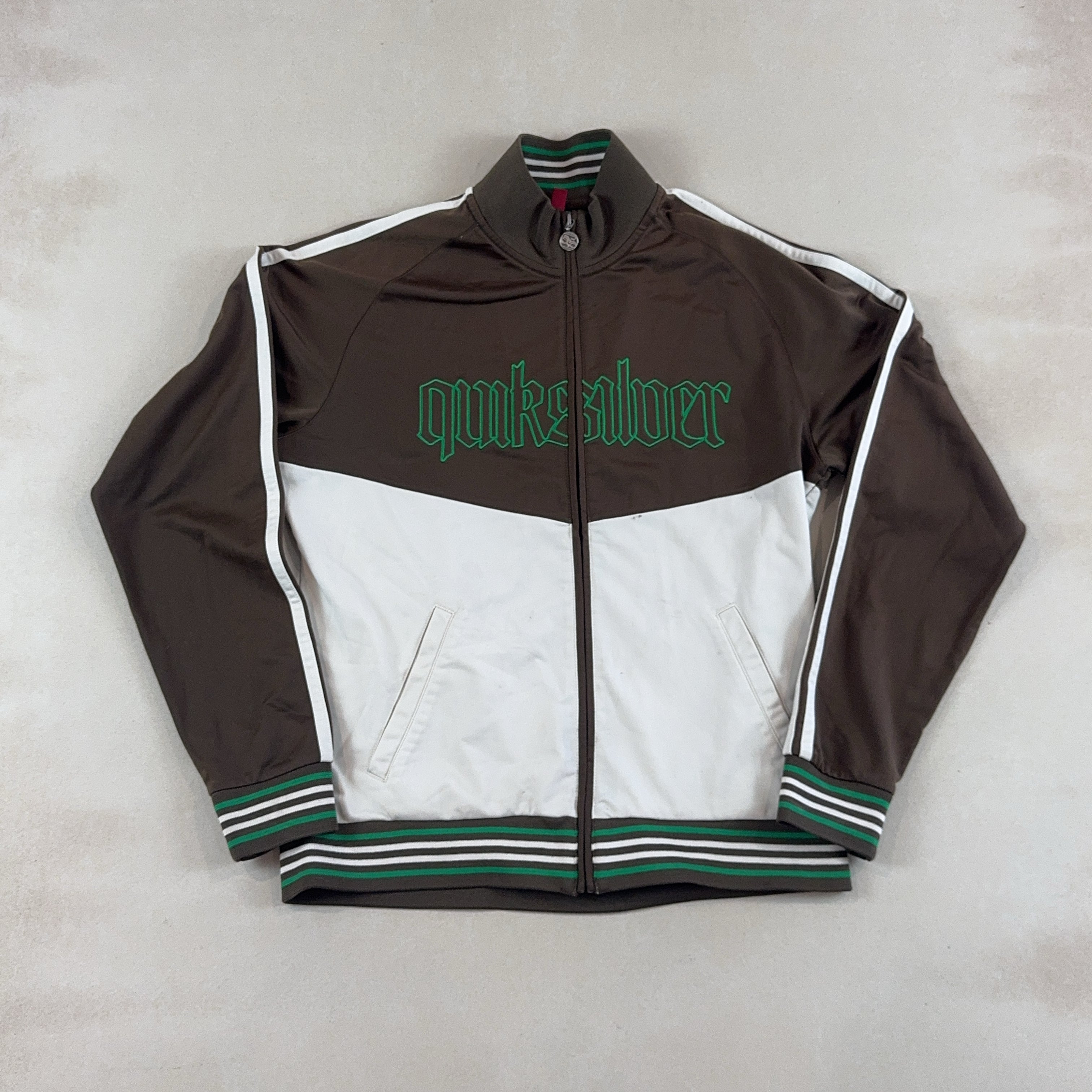 QUIKSILVER JACKET - MEDIUM