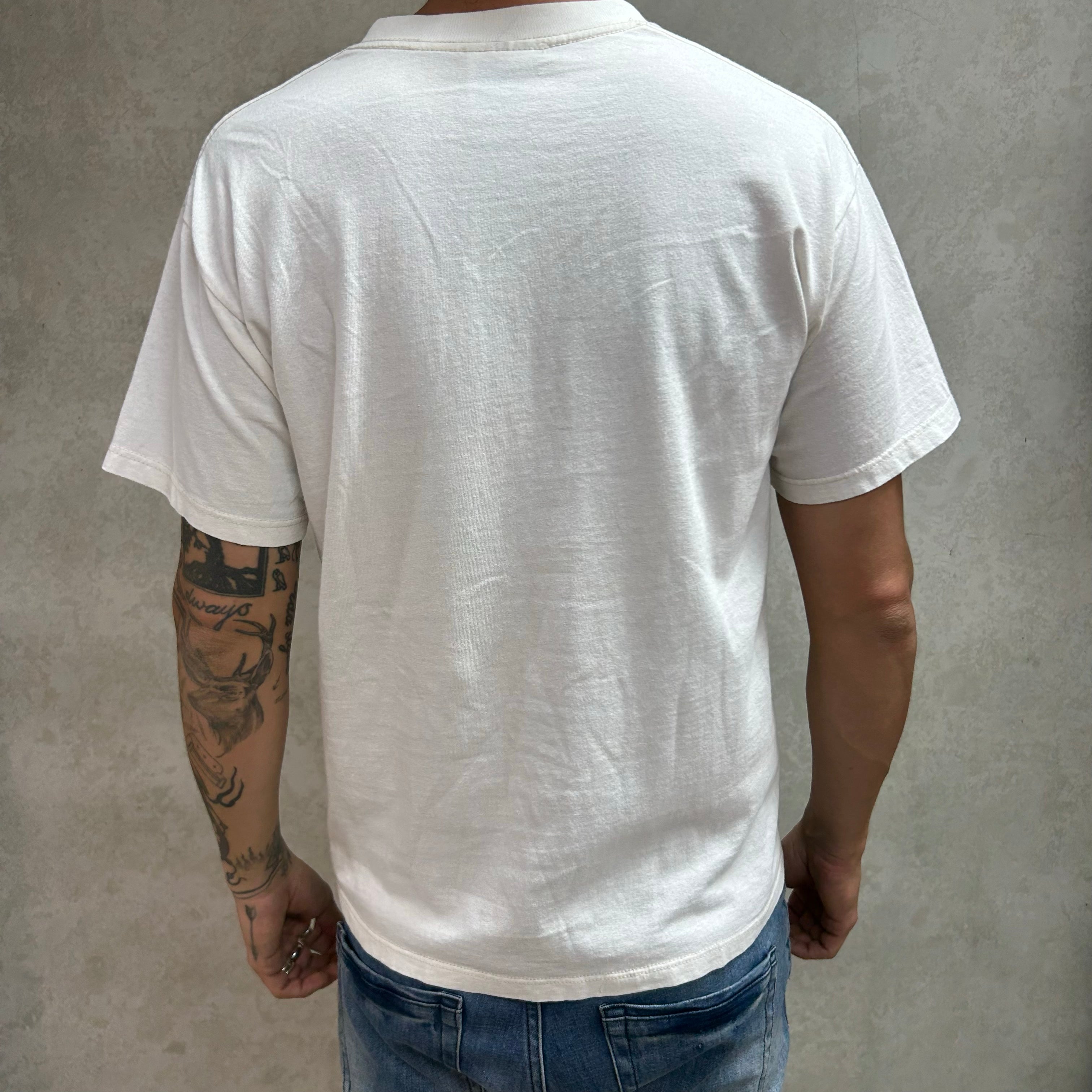 NATURE SCENE TEE - MEDIUM