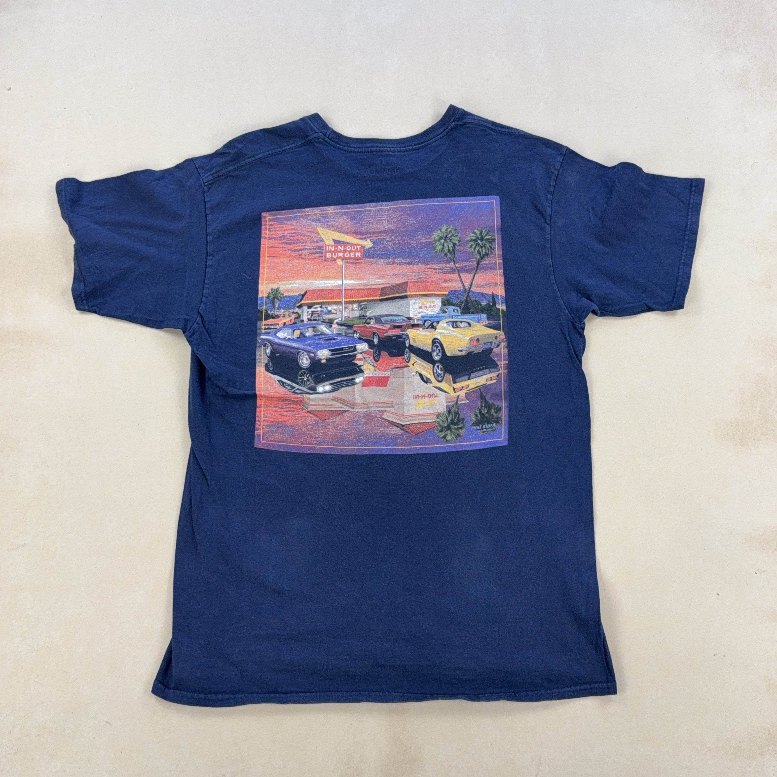 IN-N-OUT BURGER TEE - LARGE
