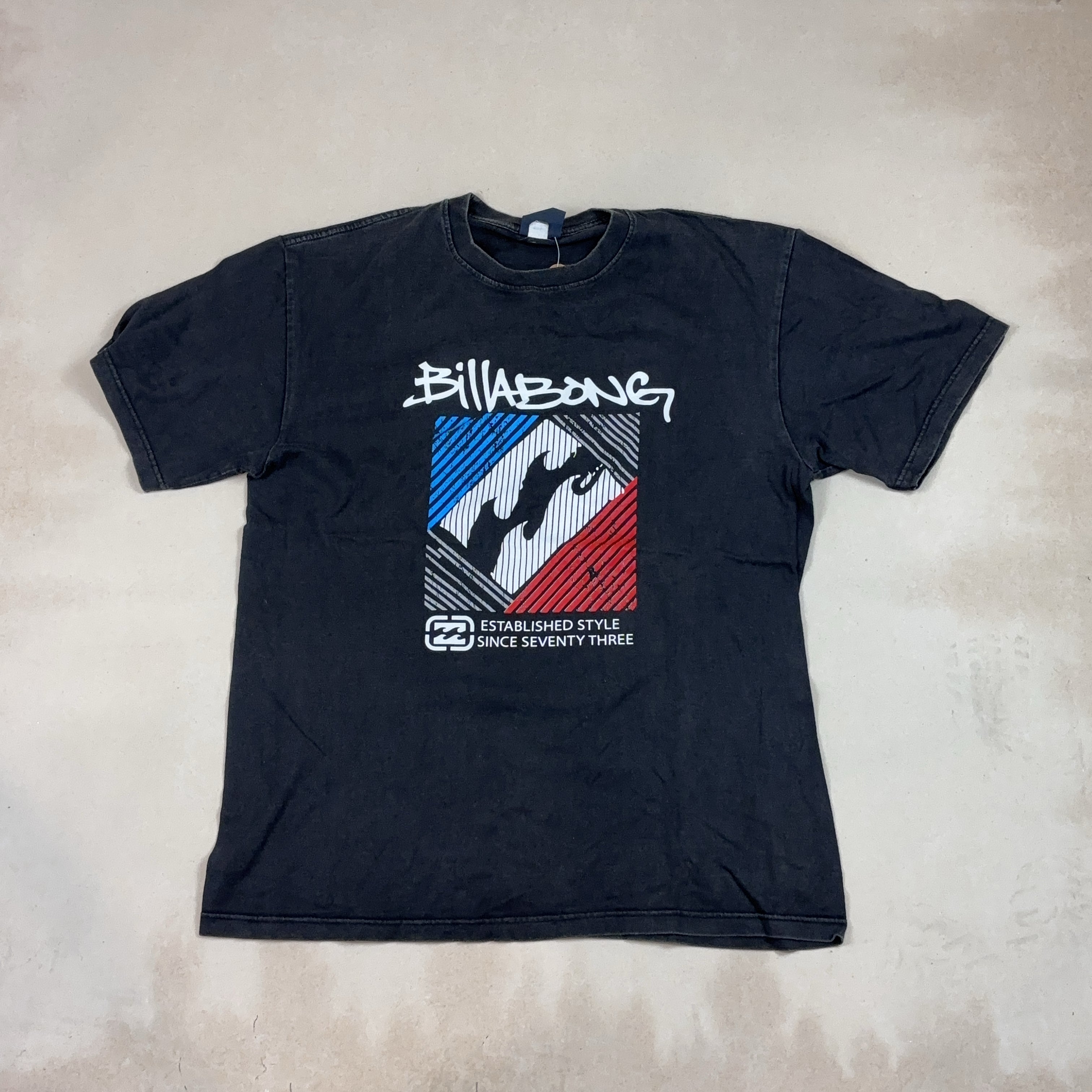 BILLABONG TEE - MEDIUM