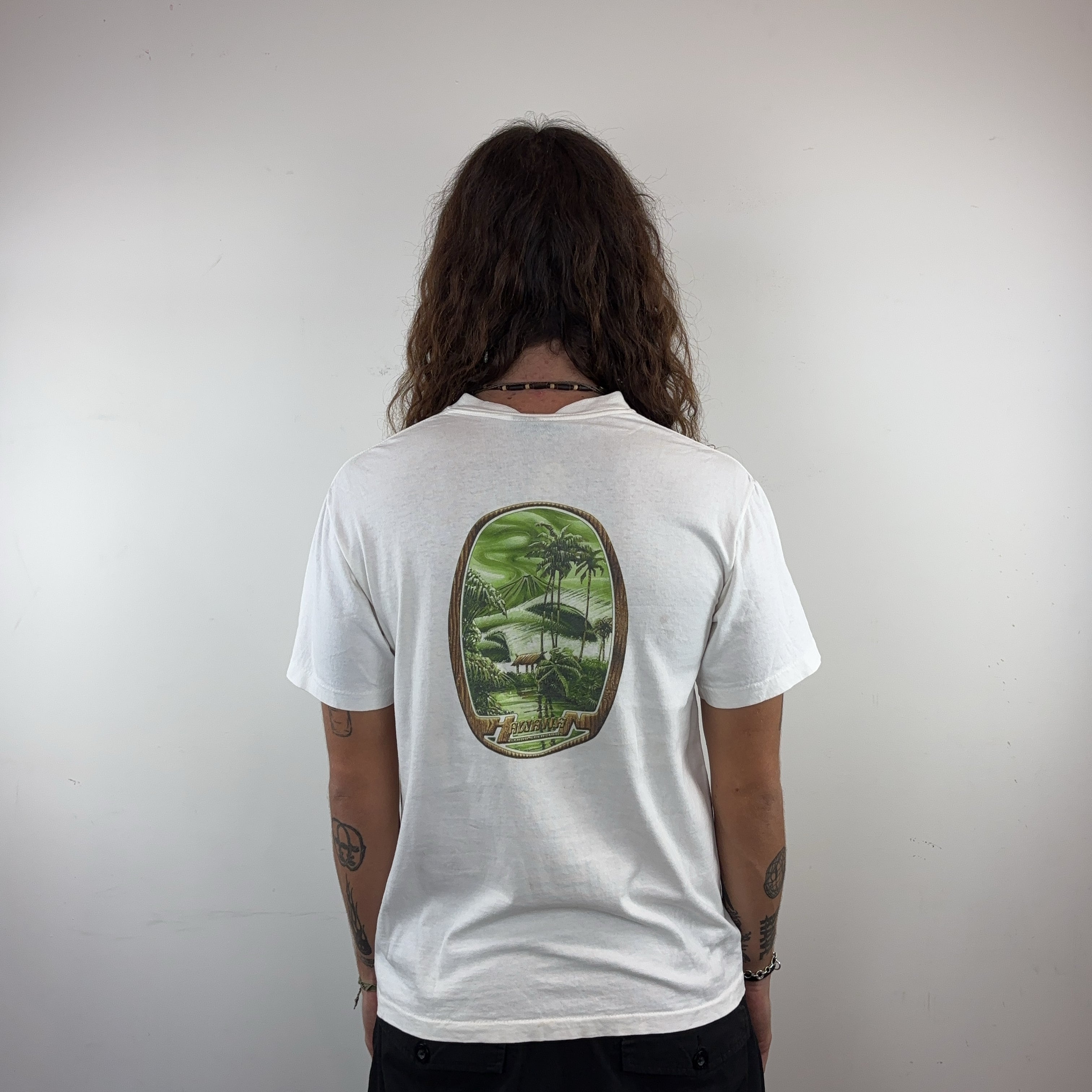 HAWAIIAN ISLAND CREATIONS TEE - SMALL