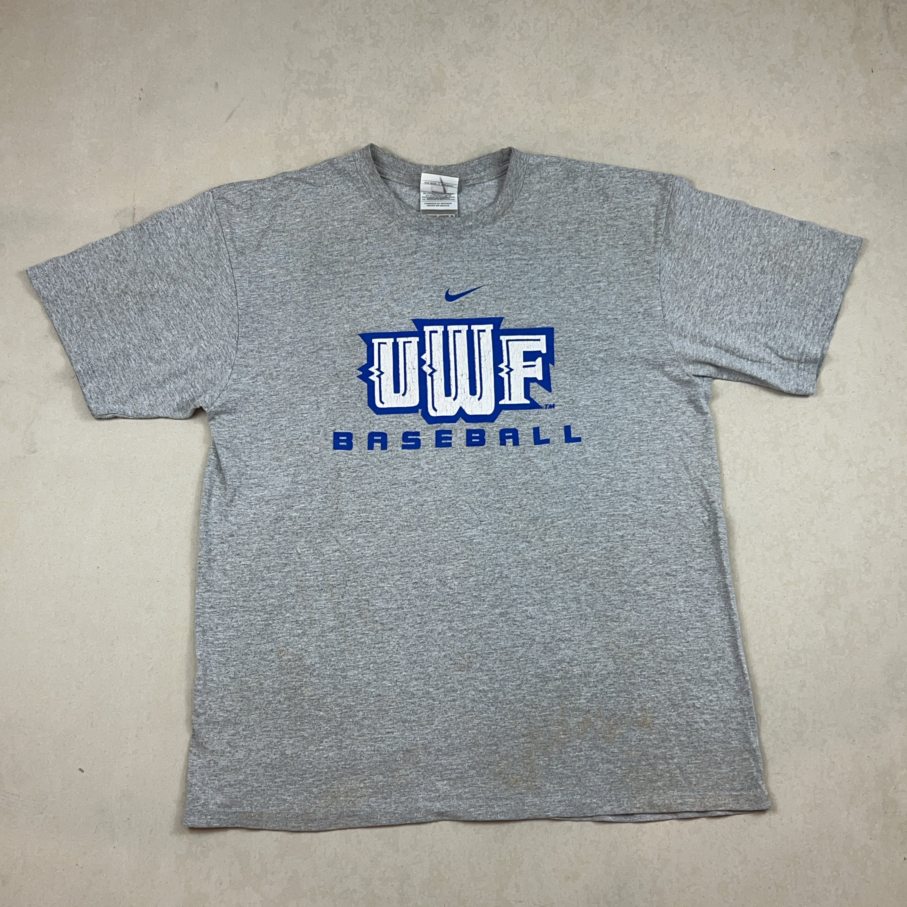 NIKE TEE - LARGE