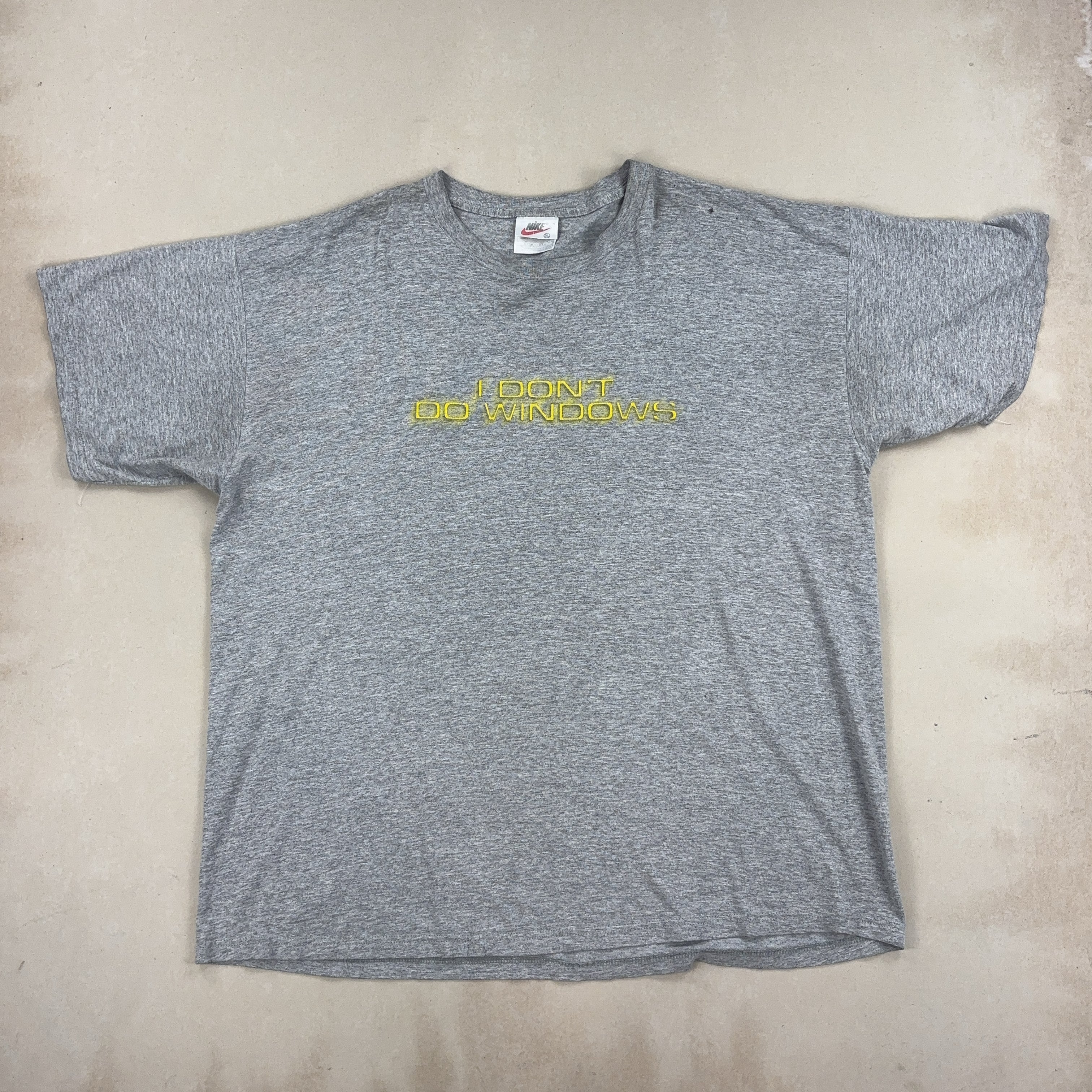 NIKE 'I DON'T DO WINDOWS' TEE - X LARGE