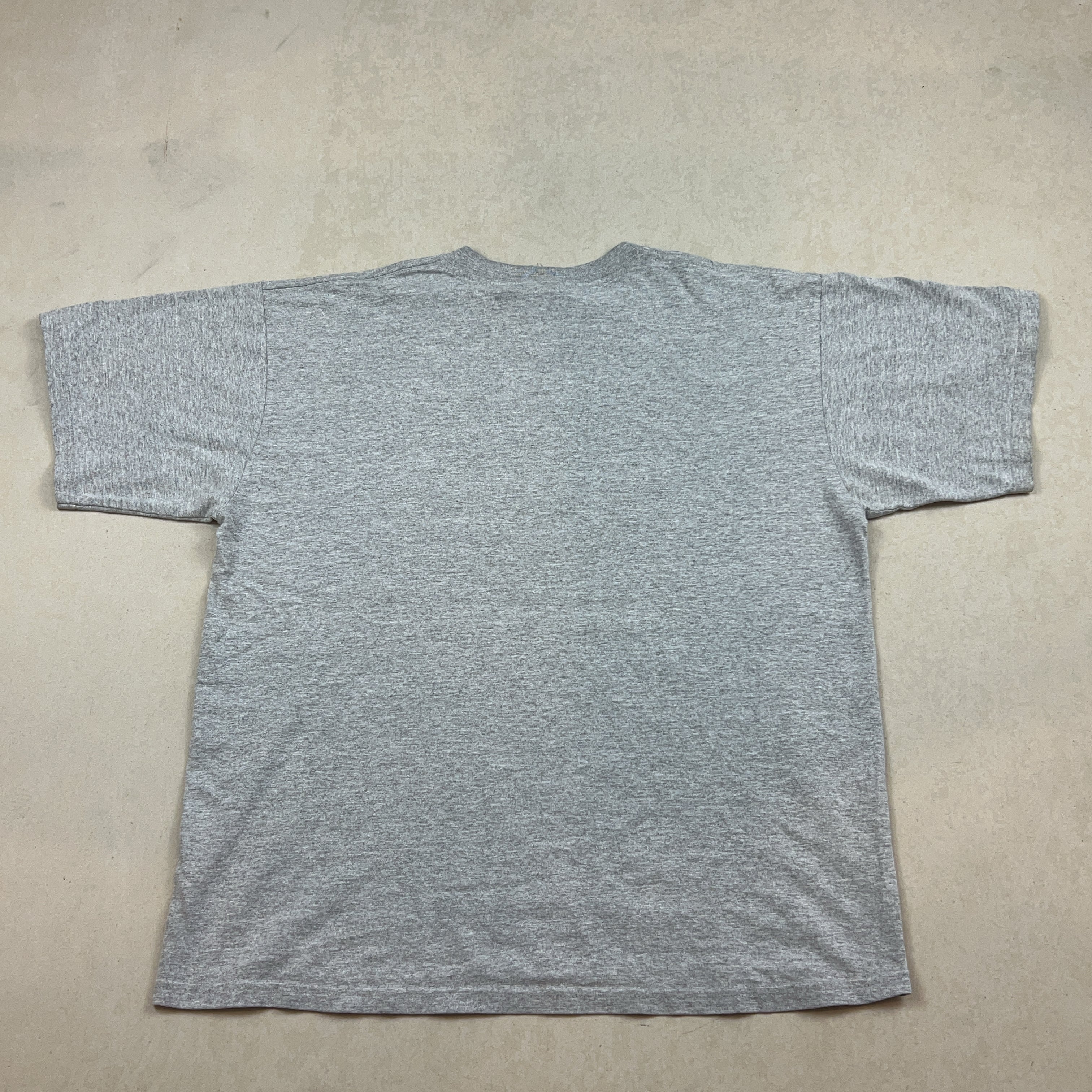 NIKE TEE - MEDIUM