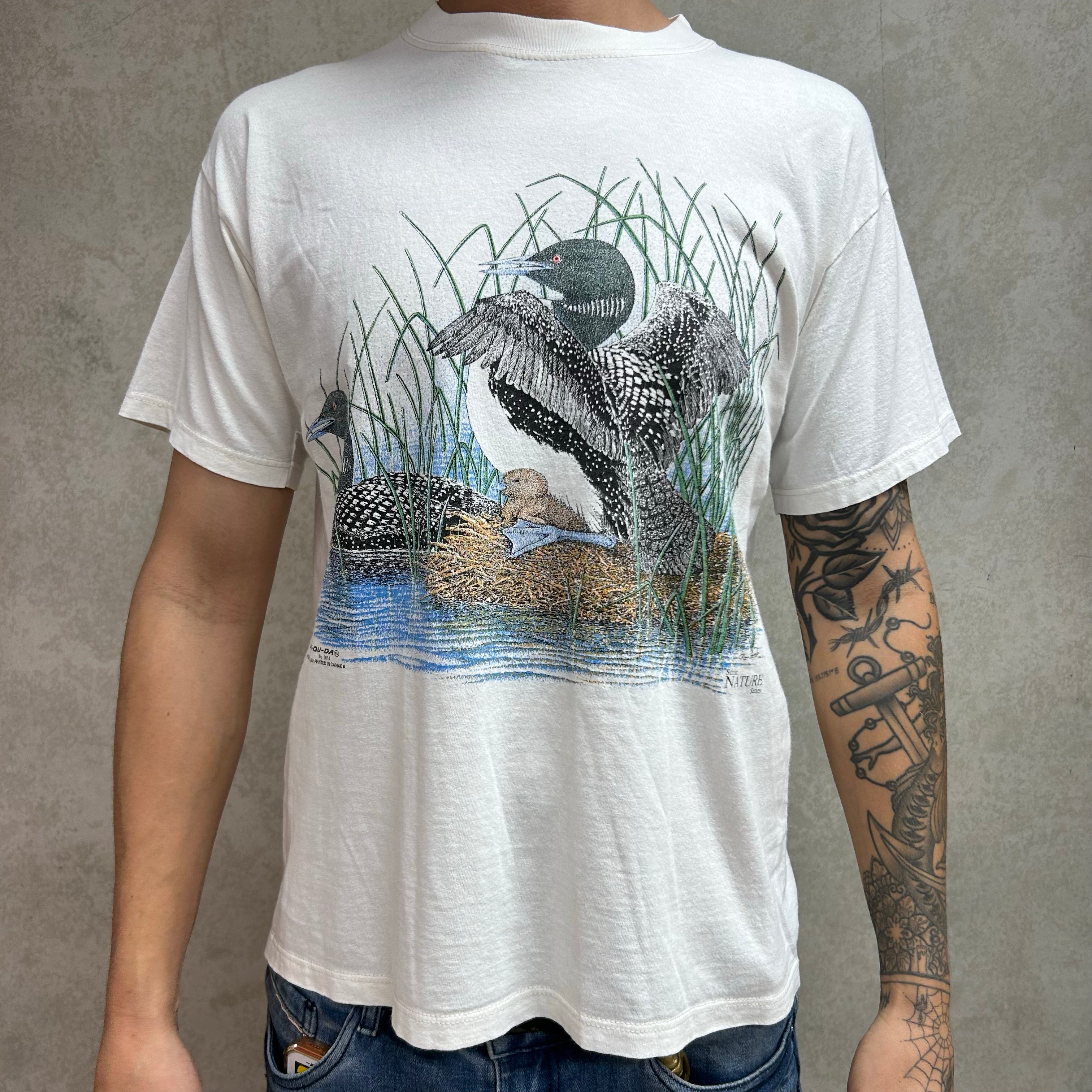 NATURE SCENE TEE - MEDIUM