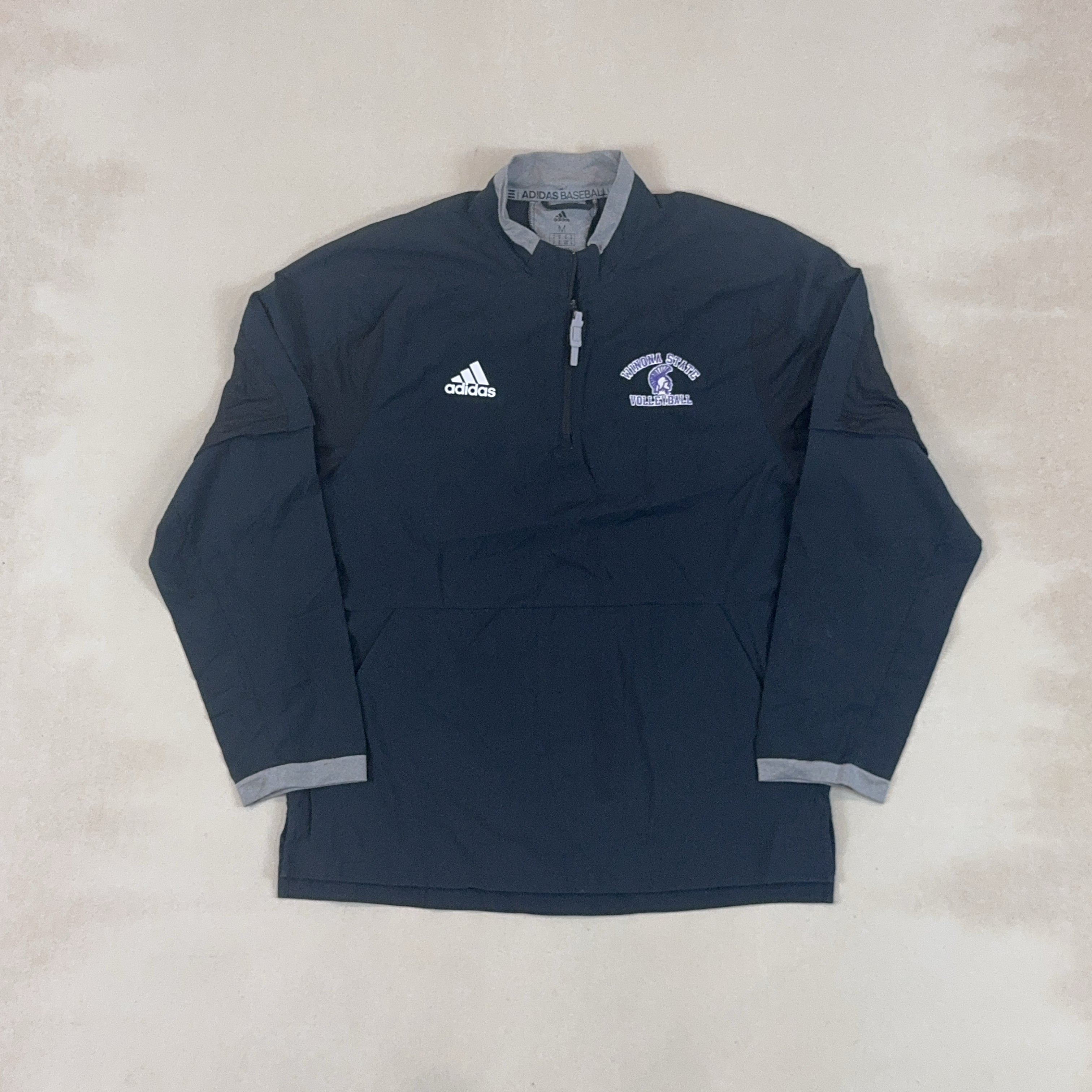 ADIDAS WIND BREAKER - MEDIUM