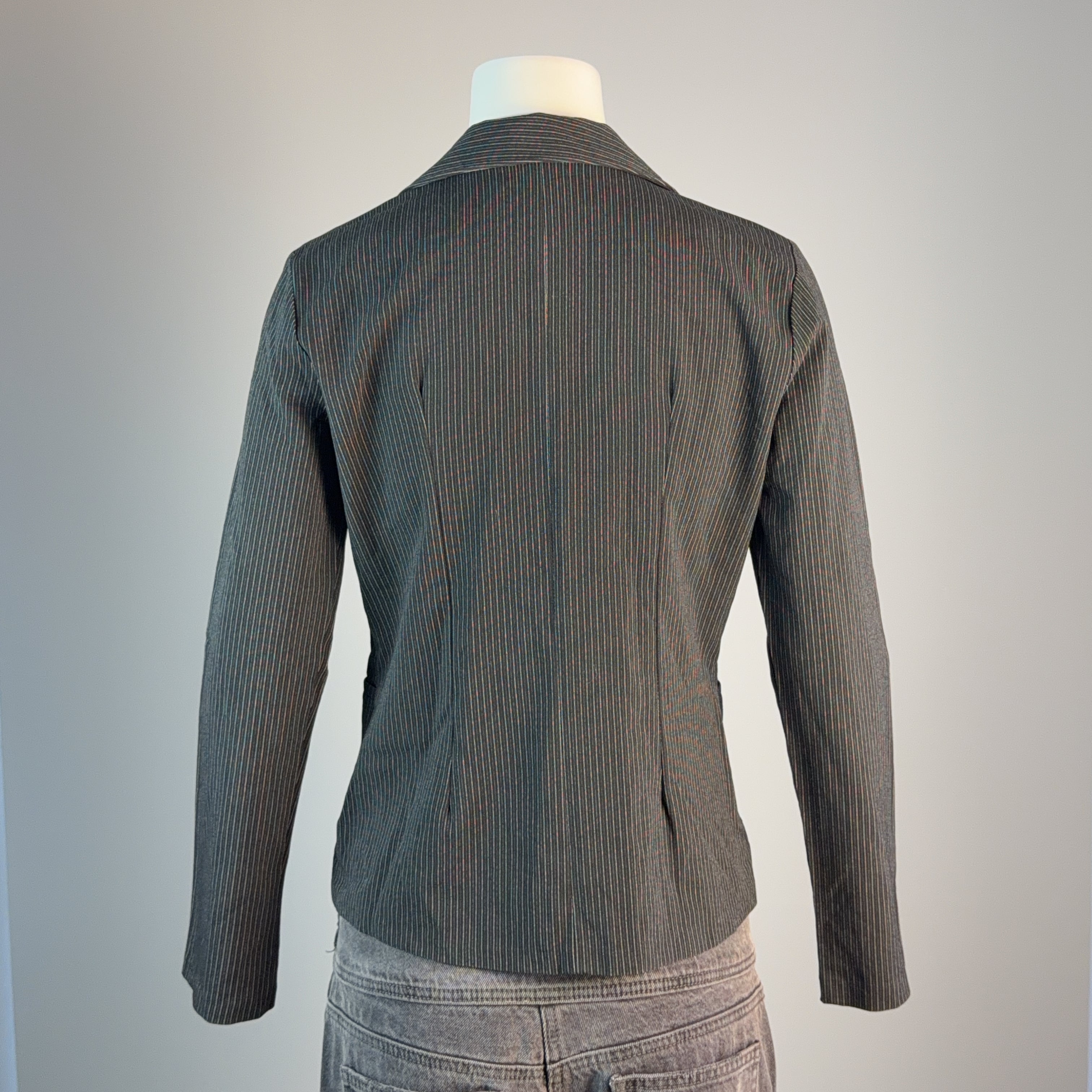 JACKET - SMALL