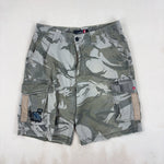 QUIKSILVER CAMO SHORTS - LARGE