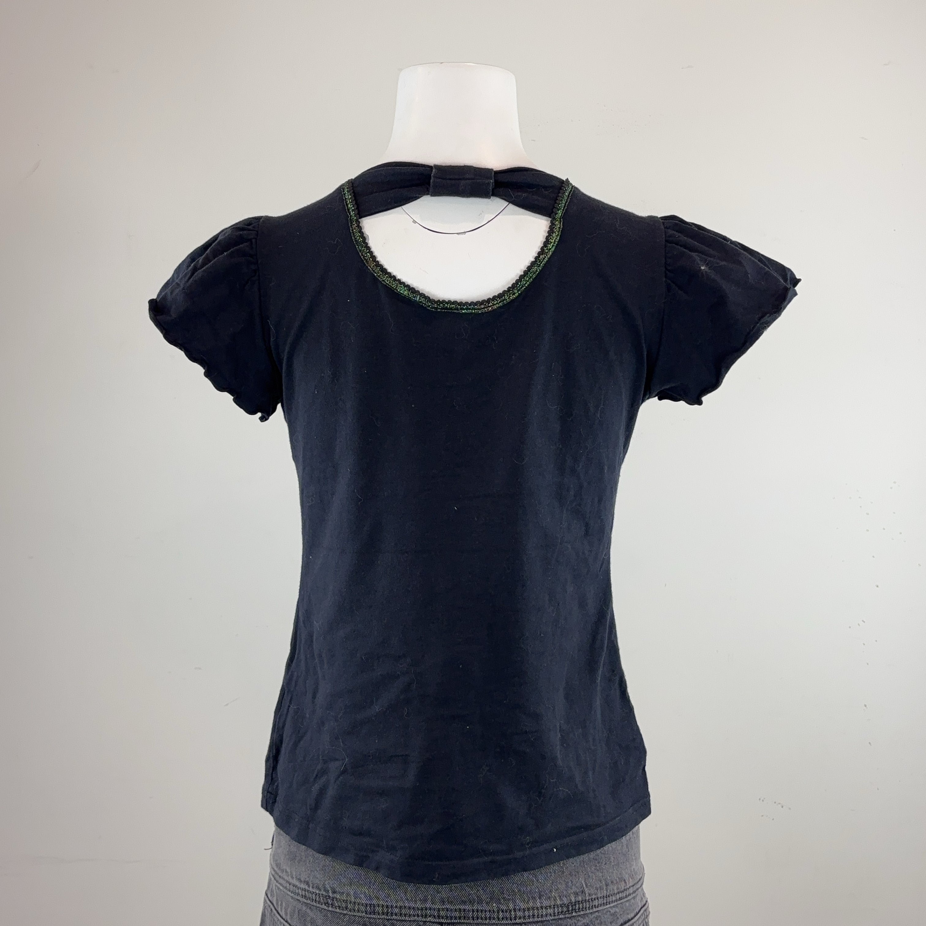 BLACK VINTAGE TOP - SMALL