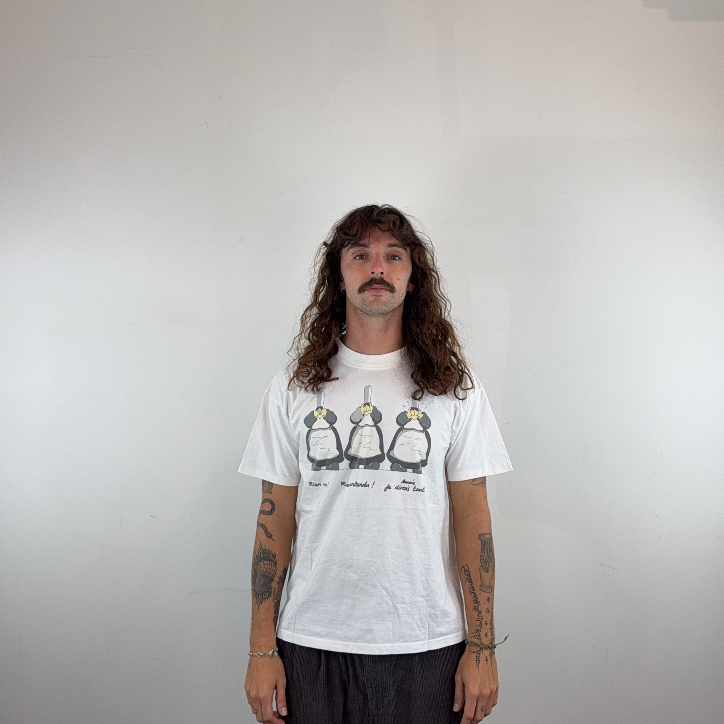 B&C TEE - MEDIUM