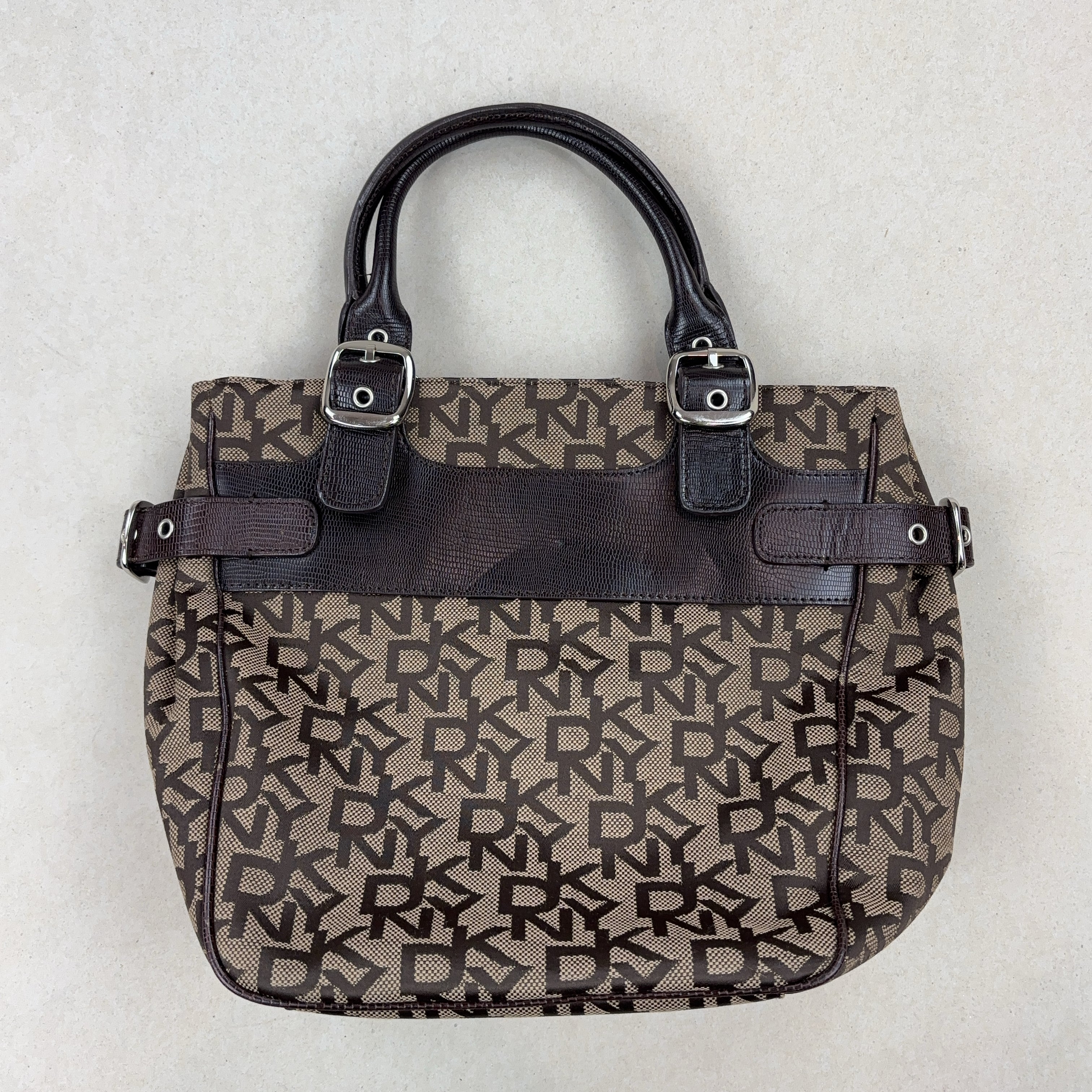 DKNY HANDBAG - MEDIUM