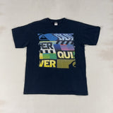 QUIKSILVER GRAPHIC TEE - SMALL