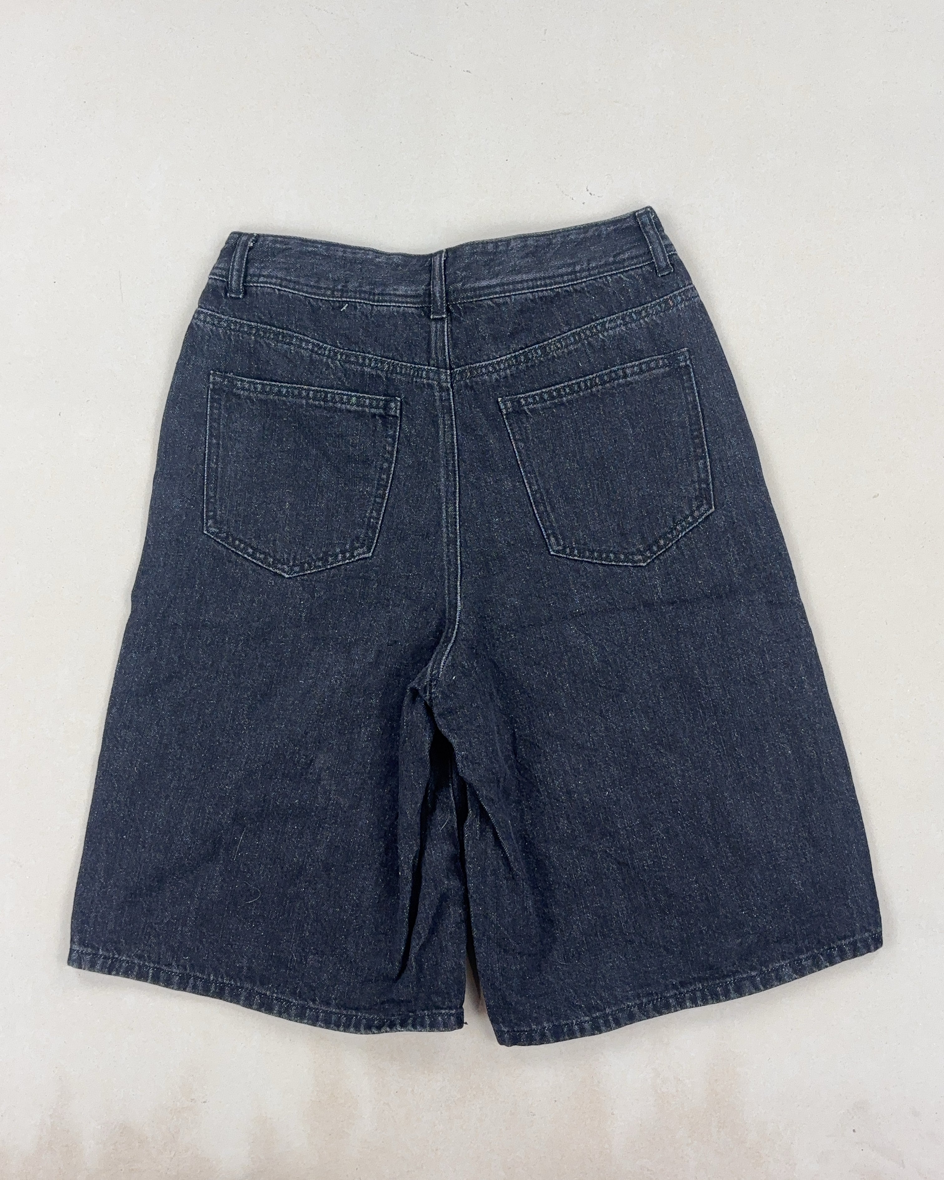 VINTAGE BLACK DENIM JORTS - MEDIUM