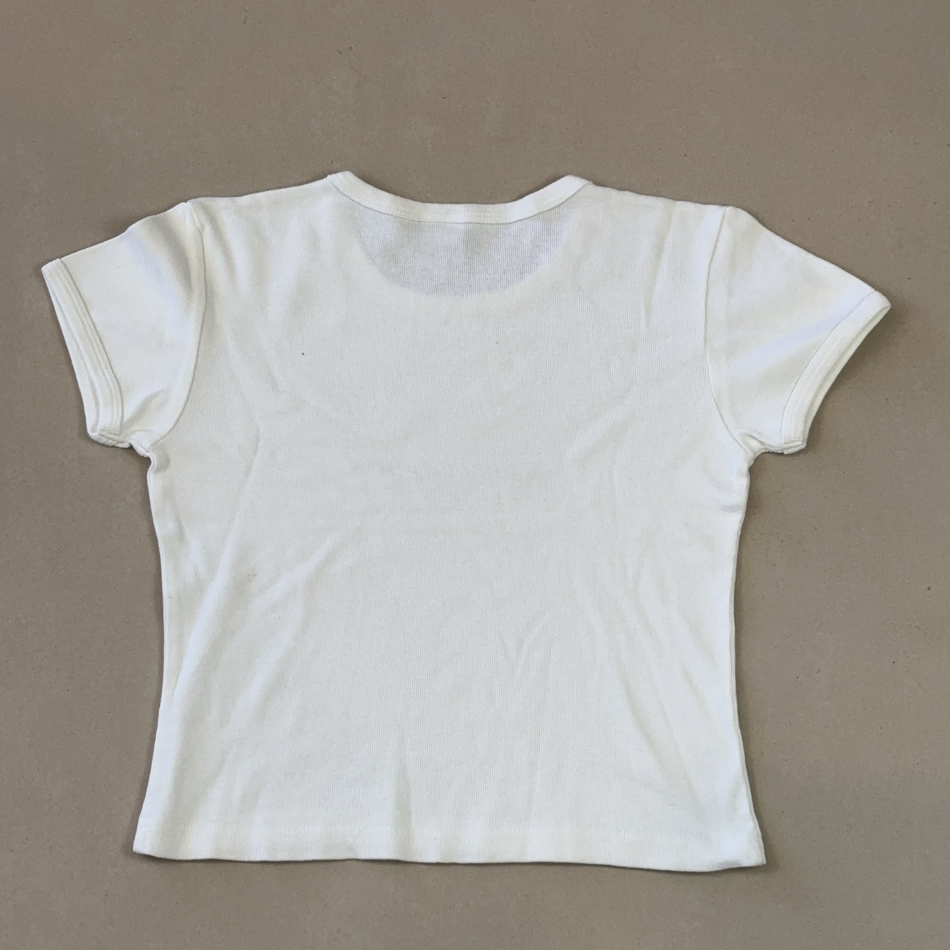 CALVIN KLEIN JEANS BABY TEE - SMALL