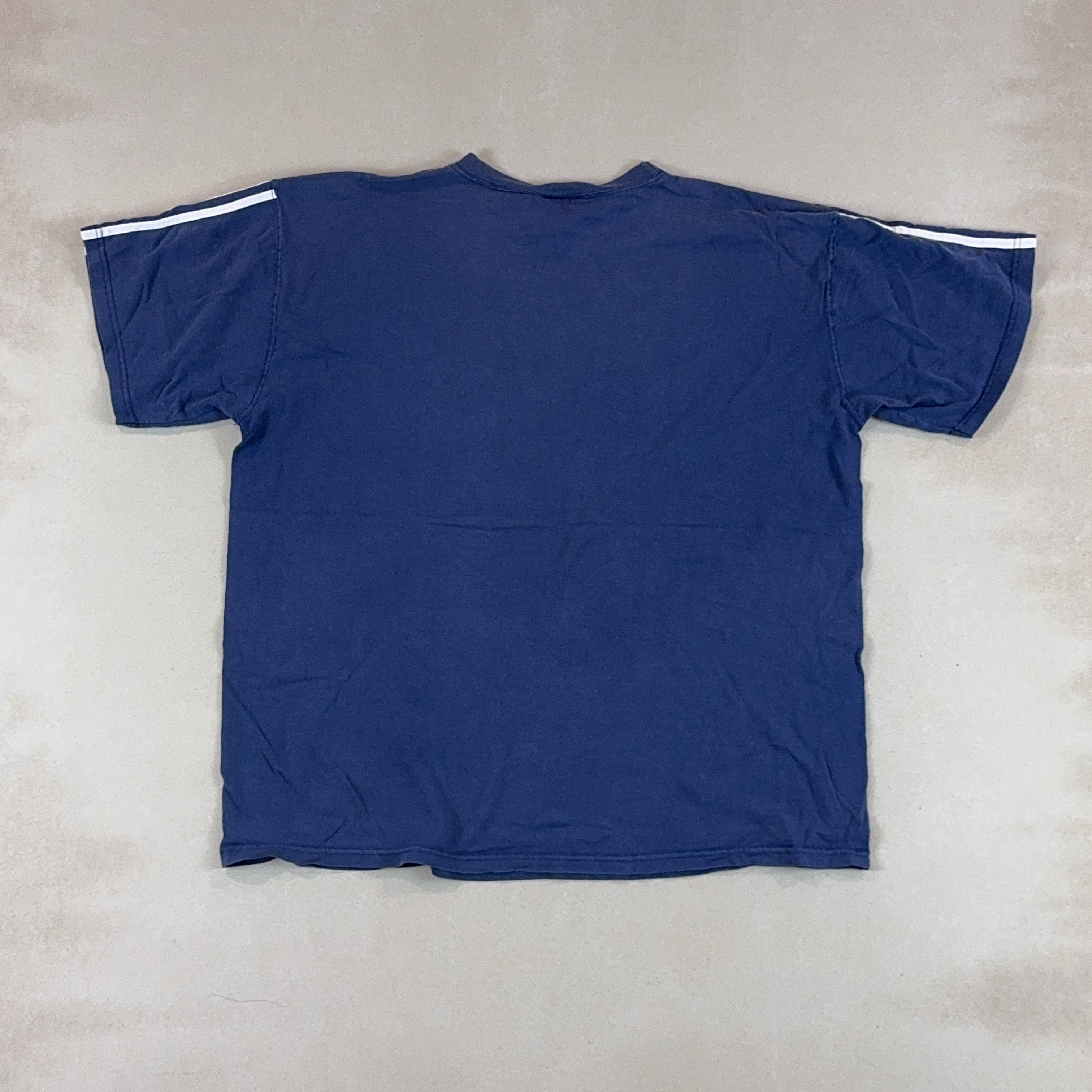 ADIDAS TEE - LARGE