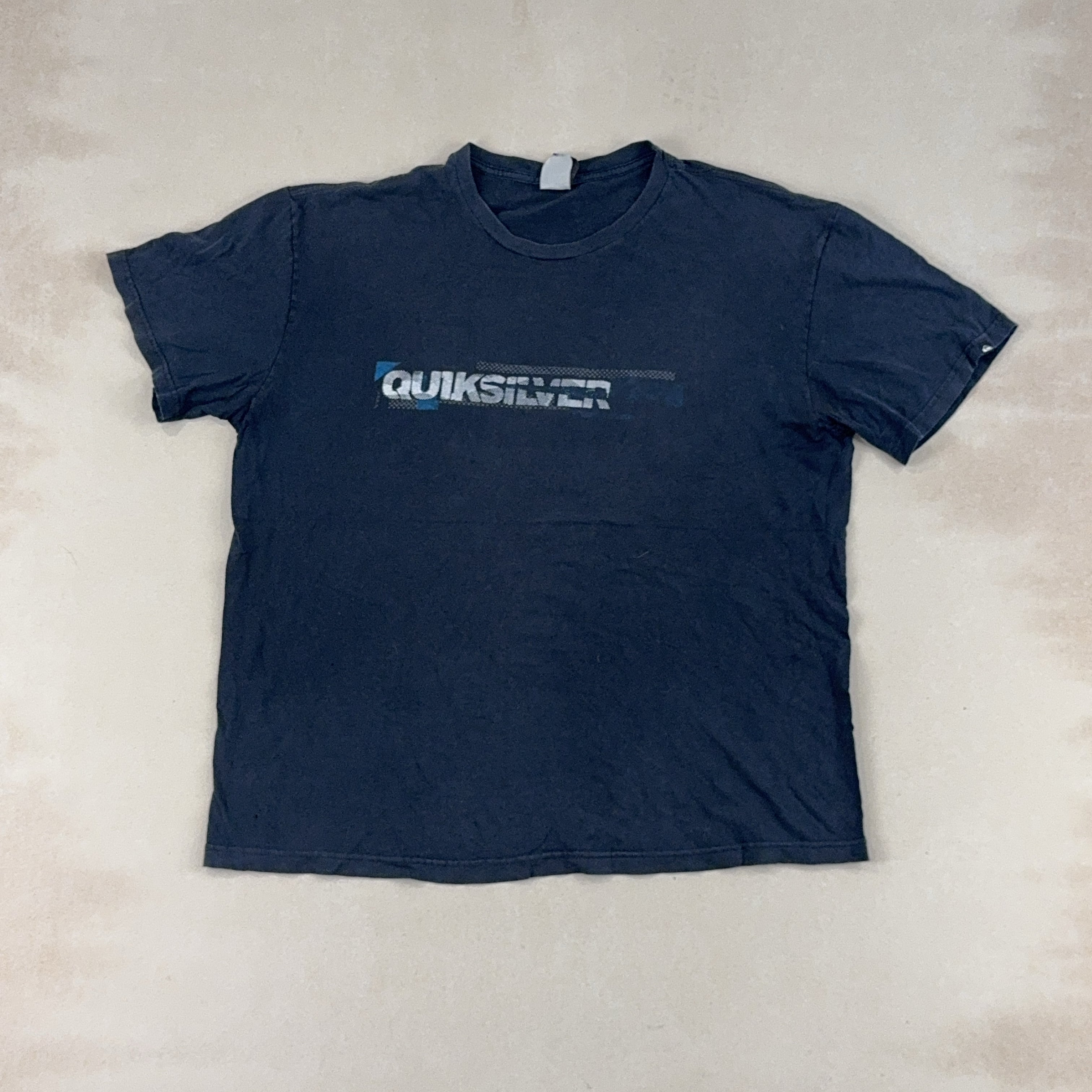 QUIKSILVER BLACK TEE - LARGE
