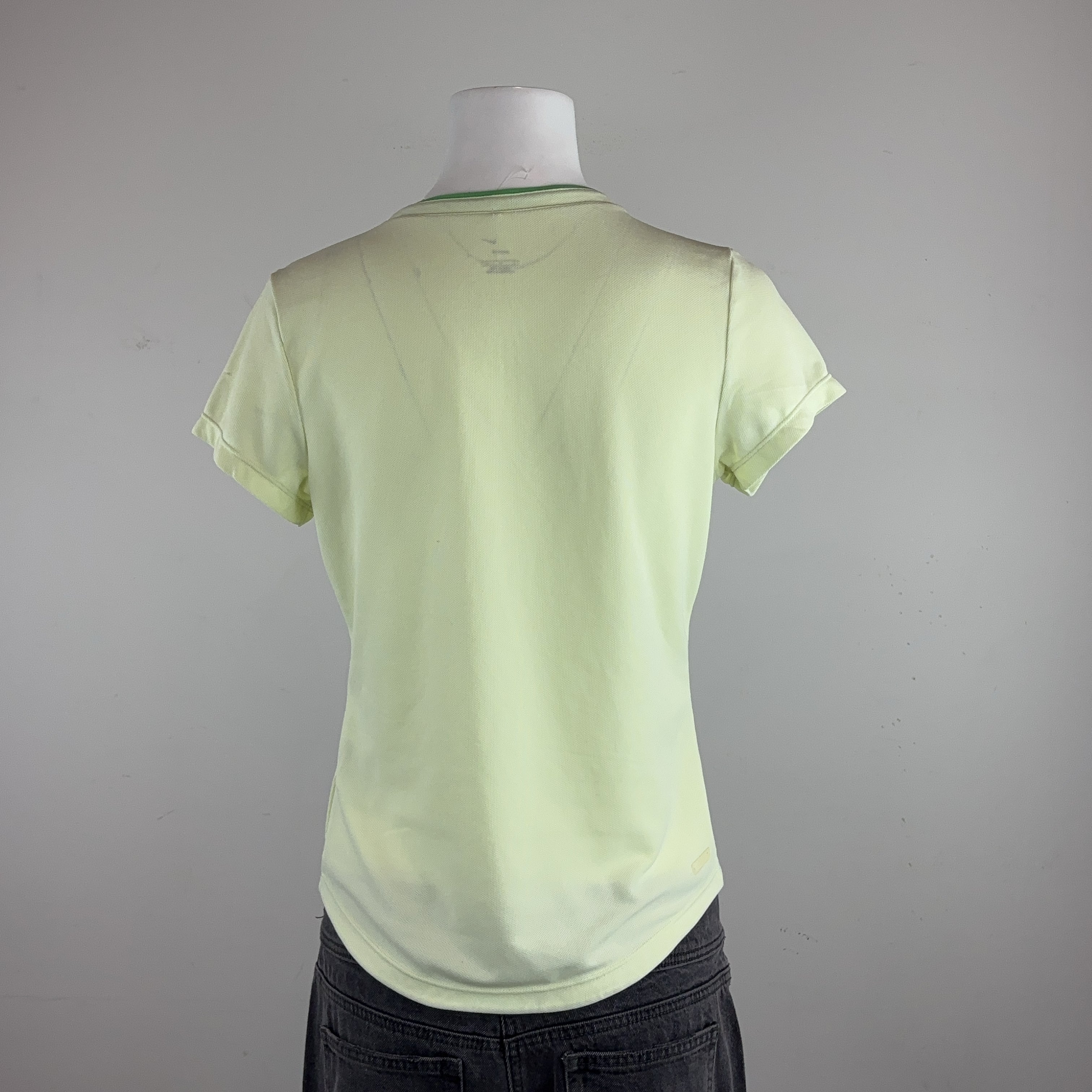NIKE TEE - MEDIUM